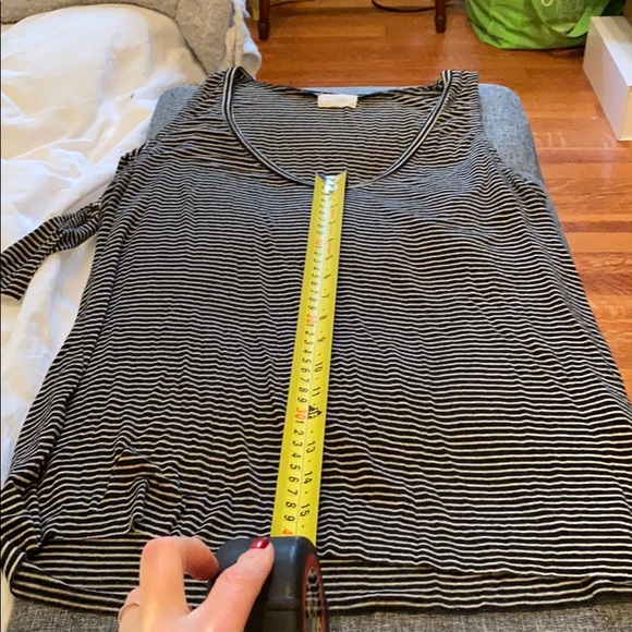 PST Cold Shoulder top - large - Picture 3 of 6